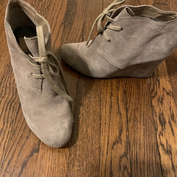 Dolce Vita taupe suede lace up booties- worn once! - Picture 6 of 6
